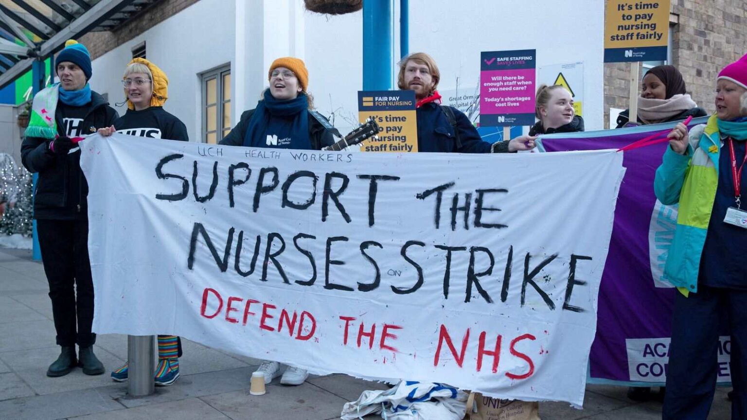 48-hour Nurses’ strike paused as talks are scheduled 