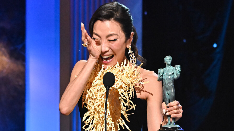 Everything Everywhere All At Once sweeps SAG awards 