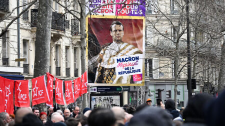 French woman faces trial, EUR12,000 fine for ‘insulting’ Macron on Facebook