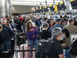 Heathrow told to cut passenger charges again