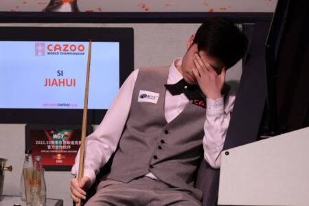 Ronnie O’Sullivan says ‘stage fright’ cost Si Jiahui in World Championship defeat to Luca Brecel