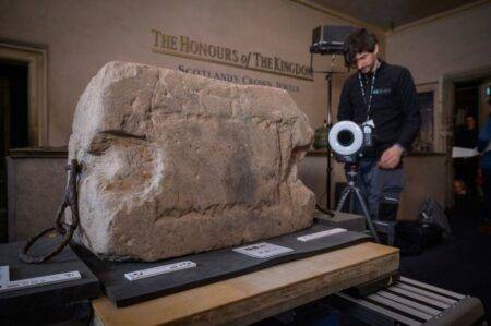 Scottish Stone of Destiny back in London 700 years after English first stole it