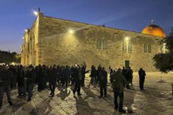 Clashes between Israeli police and Palestinian worshippers erupt at al-Aqsa mosque in Jerusalem