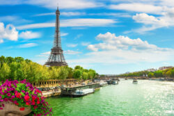 Holiday deals to Paris from London for June 2023
