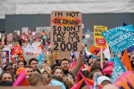 LIVE  – Junior doctors stage major strike action