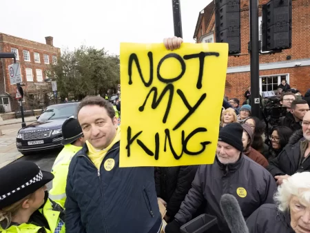 Coronation: Police will not stop anti-monarchy protests unless they cause ‘serious disruption’