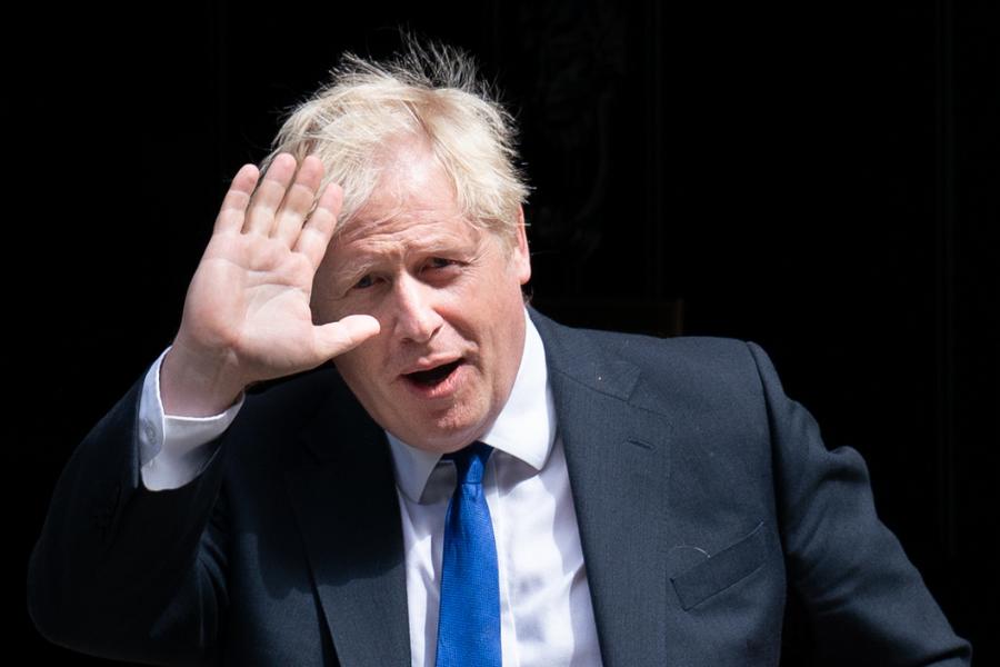 Partygate: Justice Secretary Alex Chalk defends officials over Boris Johnson police referral