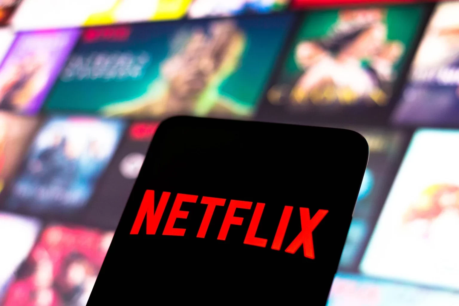 Netflix cracks down on password sharing in the UK and US