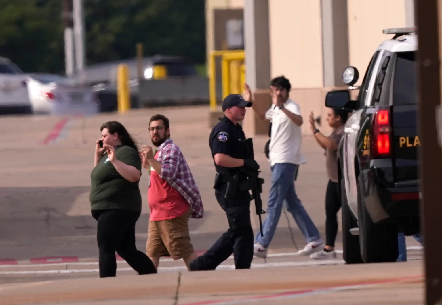 Texas mass shooting – 8 dead including children in shopping mall 