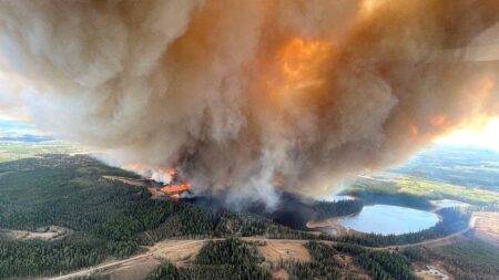 Wildfire smoke from Alberta and British Columbia reaches US