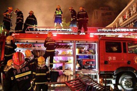 China restaurant gas explosion kills 31, arrests made