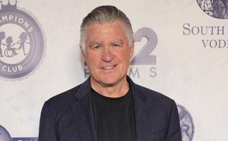 Hair and Everwood actor Treat Williams dies aged 71 after motorcycle accident