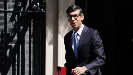 Rishi Sunak attempts to ignore Boris Johnson drama with focus on tech and tax