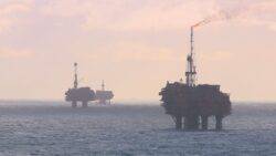 Keir Starmer pledges to end North Sea exploration and let areas profit from clean power