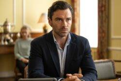 Aidan Turner blasts past directors over sex scenes as he discusses filming ‘awkward moments’
