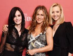 Jennifer Aniston and Courteney Cox BFF goals as they wish Friends co-star Lisa Kudrow happy 60th birthday
