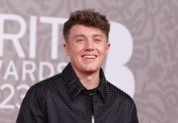 Roman Kemp responds to Holly Willougby’s colossal blunder with sassy clapback