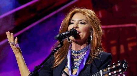 Shania Twain fans ‘absolutely dying’ as she teases big announcement during epic Madison Square Garden sell-out show