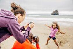 Therapist explains why it’s more important to take photos of yourself than your kids