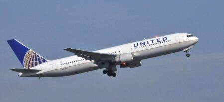 Drunk pilot six times over alcohol limit arrested boarding plane