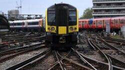 Network Rail axes bonuses for staff who went on strike