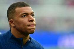 Kylian Mbappe tells PSG he will not leave the club this summer amid links to the Premier League