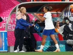 Sarina Wiegman’s brave switch solves England’s Keira Walsh problem at Women’s World Cup