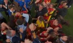 Spain head coach Jorge Vilda ignored by players during World Cup final celebrations