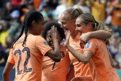 Netherlands 2-0 South Africa: Dutch book quarter-final spot
