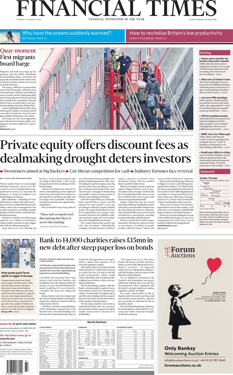 Financial Times - Private equity offers discount fees as dealmakers' drought deters investors