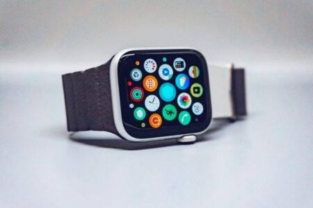 Latest – Apple Watch to get ‘major redesign’ but we won’t get it this year