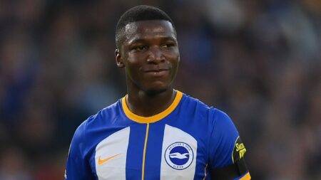 Chelsea agree record £115m deal for Brighton midfielder Moises Caicedo
