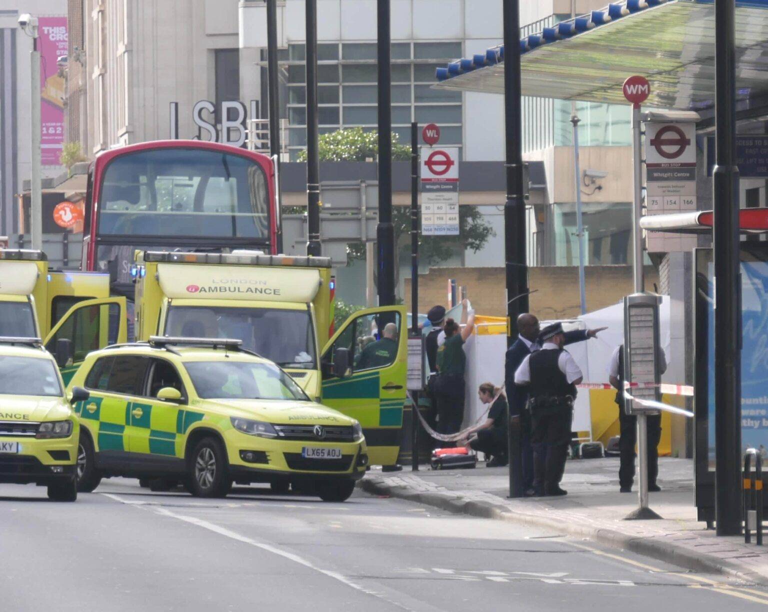 girl stabbed to death on bus in Croydon