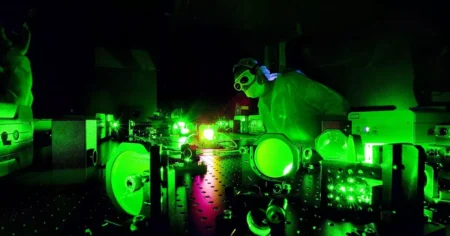 UK to build £85m laser ‘billion times’ brighter than Sun