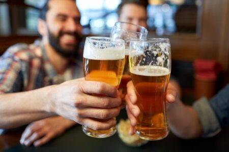 Owner of UK’s largest pub chain charges more for pints at busy times