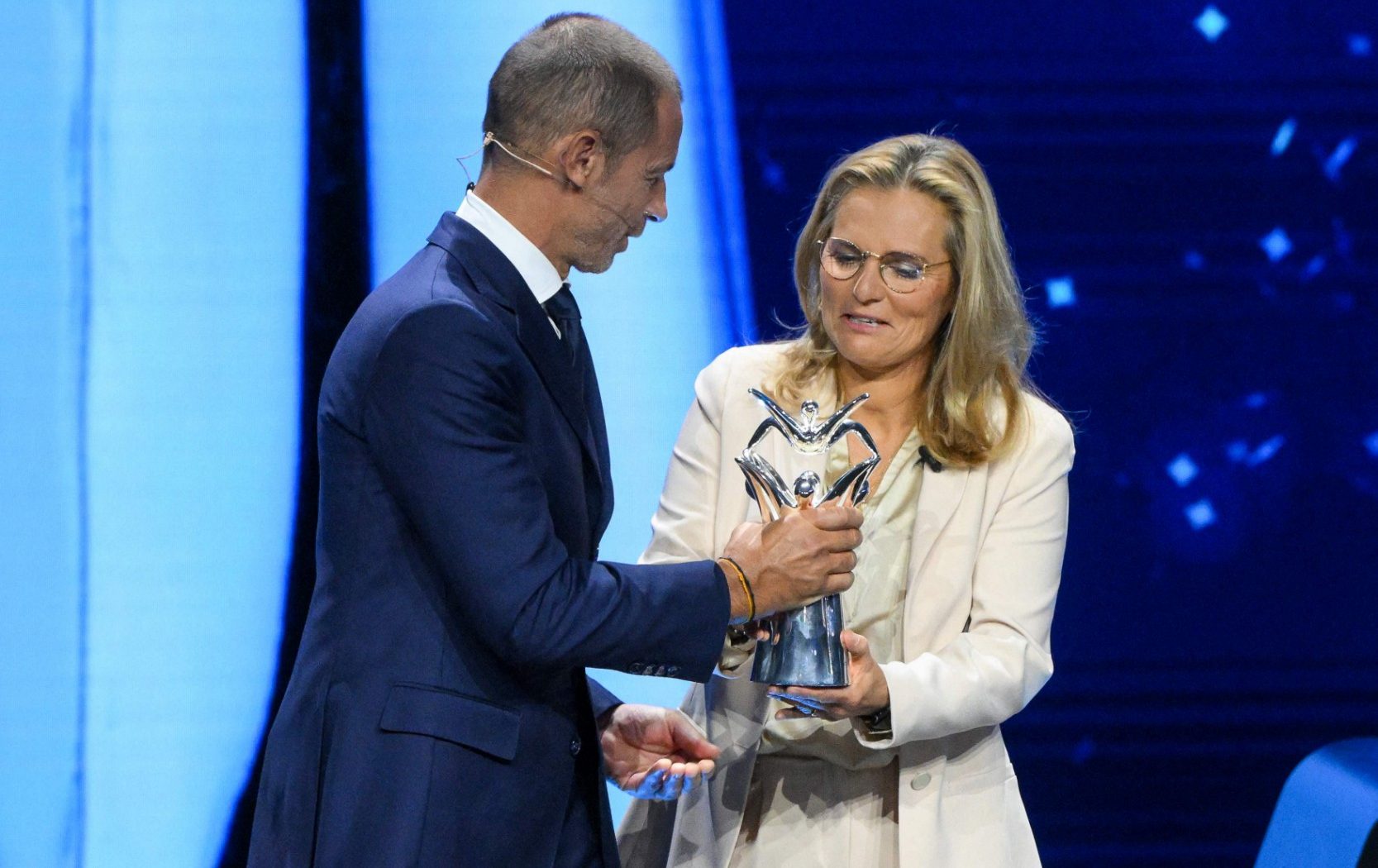 Sarina Wiegman dedicates Uefa Women's Coach of the Year award to Spain players