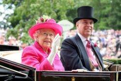 Queen Elizabeth ‘too indulgent’ with Prince Andrew leaving King Charles with major dilemma