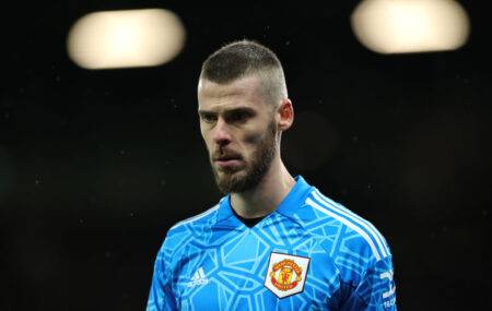 Manchester United ‘pleading’ with David de Gea to return on short-term contract