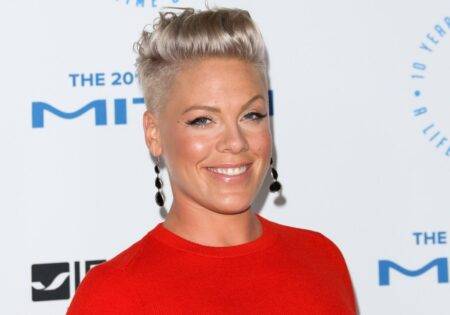 Pink denies using Israeli flags in performance after ‘threats’