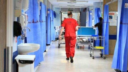 NHS struggling to open extra winter beds and fill staffing gaps