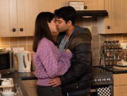 Coronation Street spoilers: Rape survivor Amy dissolves into panic as Aadi kisses her