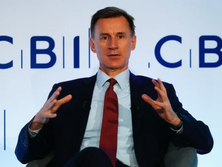 Autumn statement: Jeremy Hunt looks to cut UK taxes and ‘turbo-charge growth’