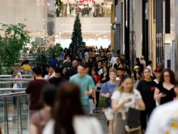 Black Friday: Australian shoppers tipped to spend more than bn in four-day sales period