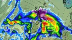 New maps show UK covered by 640-mile deluge of snow and rain from top to bottom