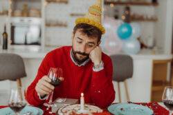 Nobody turned up to this guy’s birthday party — welcome to being 30