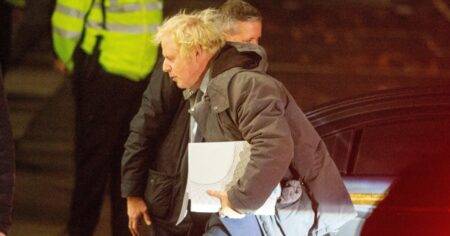 Boris Johnson arrived at Covid inquiry three hours early to avoid families