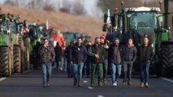 Tractors block major roads in Europe as farmers begin 'siege of Paris'