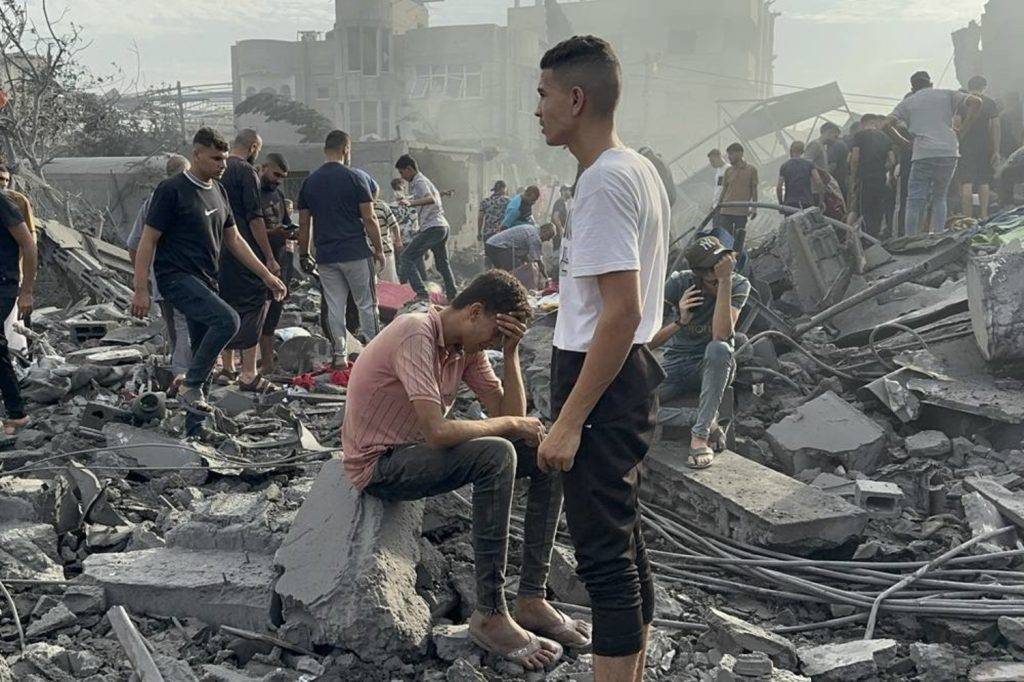 Gaza latest – More than 26,600 Palestinians killed, funding to Gaza aid agency paused Gaza latest – More than 26,600 Palestinians killed, funding to Gaza aid agency paused