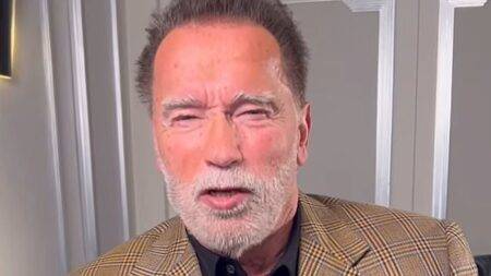 Terminator star brutally swipes Arnold Schwarzenegger