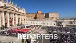 FR PUSH PICTURE RER VATICAN 1 ggaFAq - WTX News Breaking News, fashion & Culture from around the World - Daily News Briefings -Finance, Business, Politics & Sports News